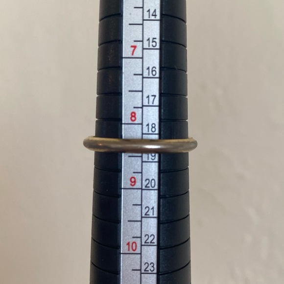 Vintage Avon Kensington Ring ✨ Size 6-8.5 - Picture 13 of 16